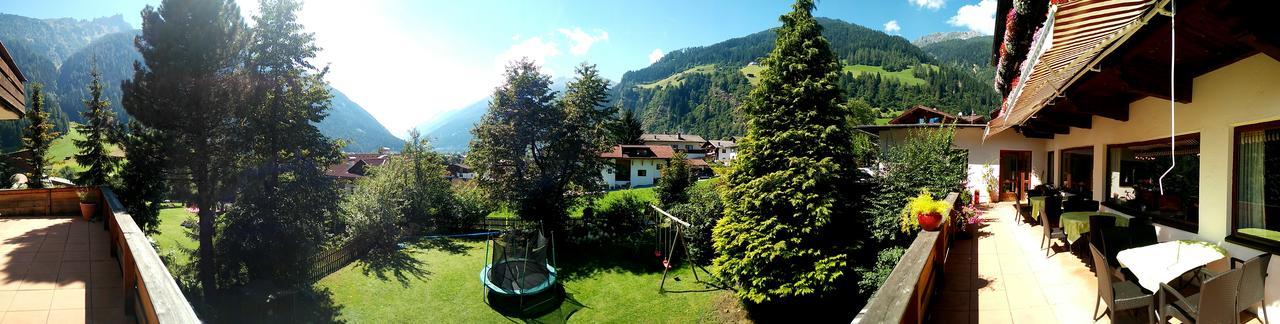 Hotel Rogen Neustift im Stubaital Kültér fotó