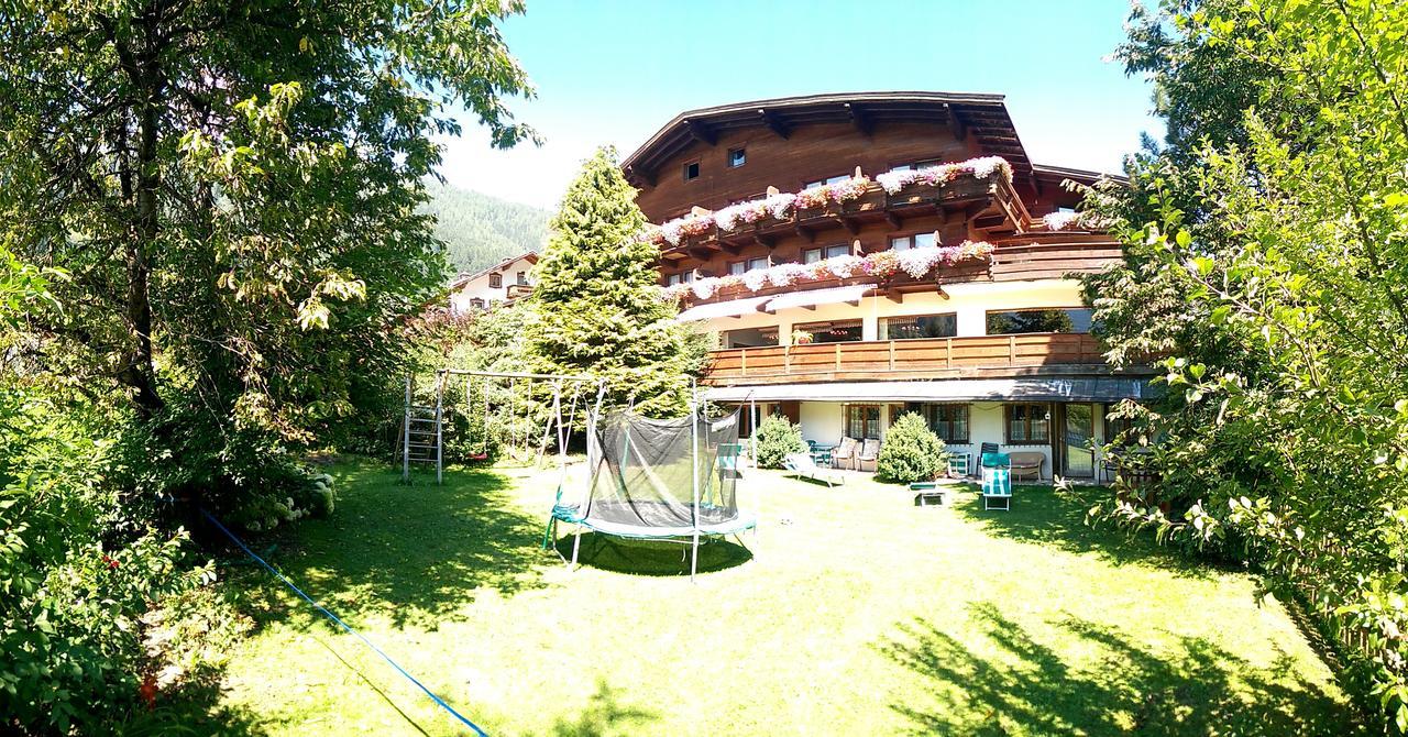 Hotel Rogen Neustift im Stubaital Kültér fotó